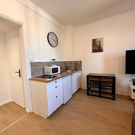 Britich 3d: Prive, Clim, Thermal/artem Apartment Nancy