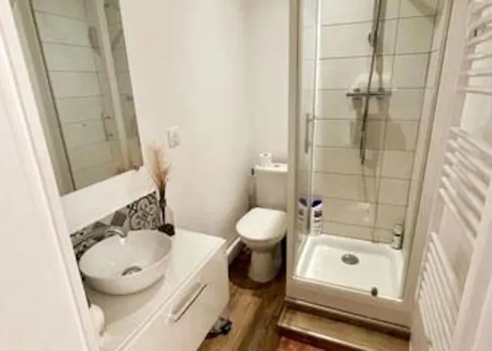 Britich 3d: Prive, Clim, Thermal/artem Apartmán *